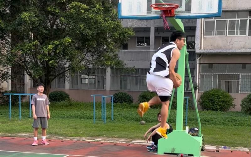杀球则是为